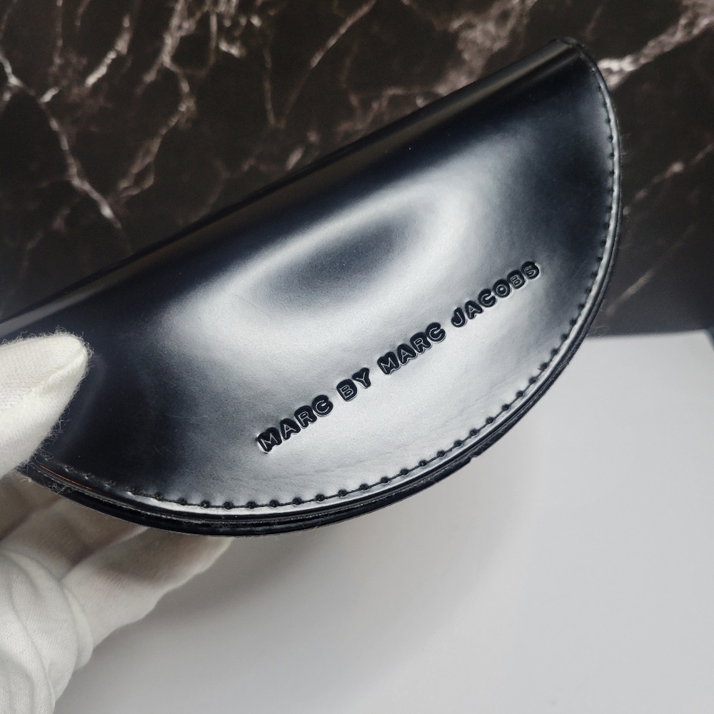 Marc by Marc Jacobs Black Eyewear Case, Oversized, Excl. Cond.